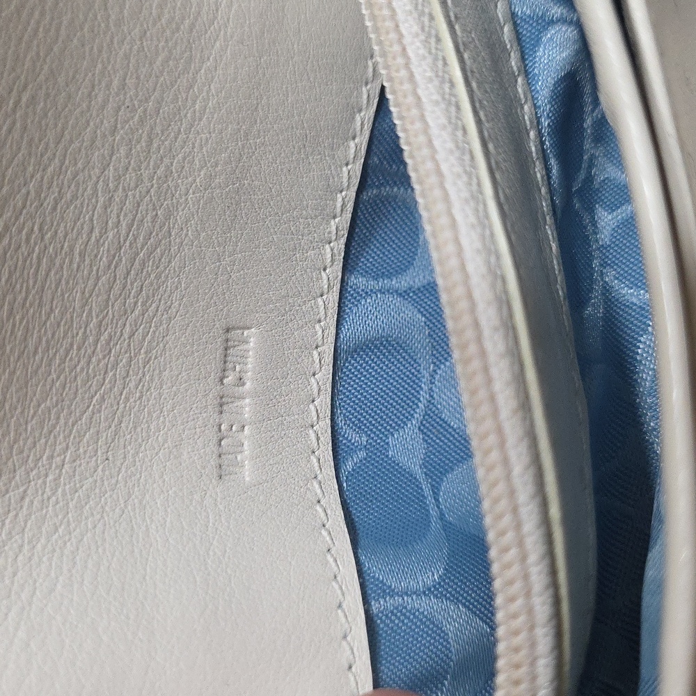 New, Vintage, Coach Legacy Blue Leather Card Wallet - Picture 9 of 16